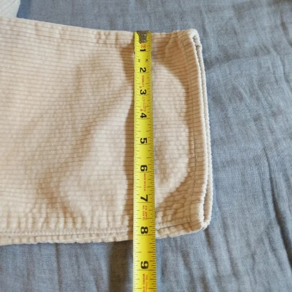 Levi's Ribcage Corduroy Pants Cement Pebble - Picture 8 of 13